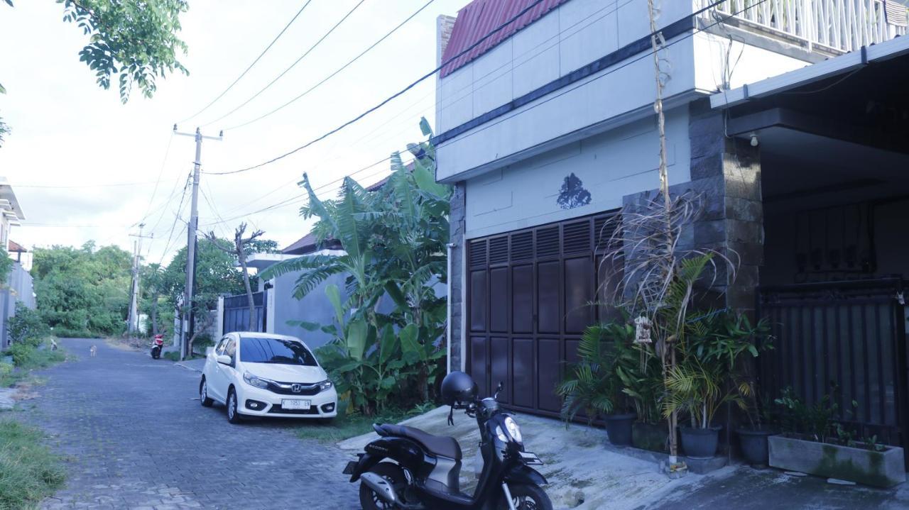 Pondok Sutya Hotel Kuta  Exterior photo